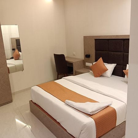 Hotel Metro Inn 뭄바이 외부 사진