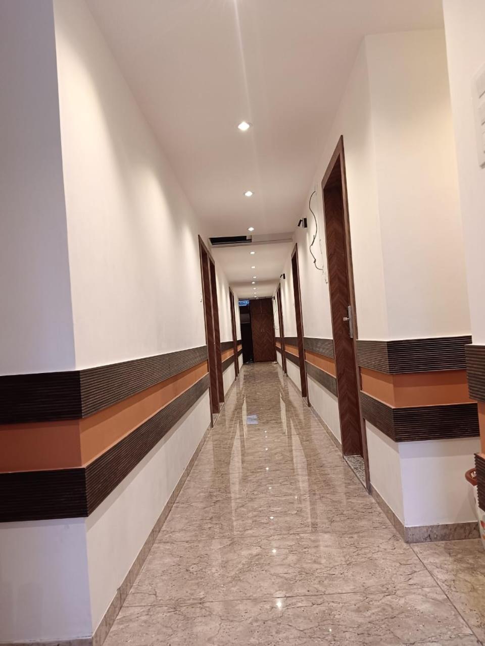 Hotel Metro Inn 뭄바이 외부 사진